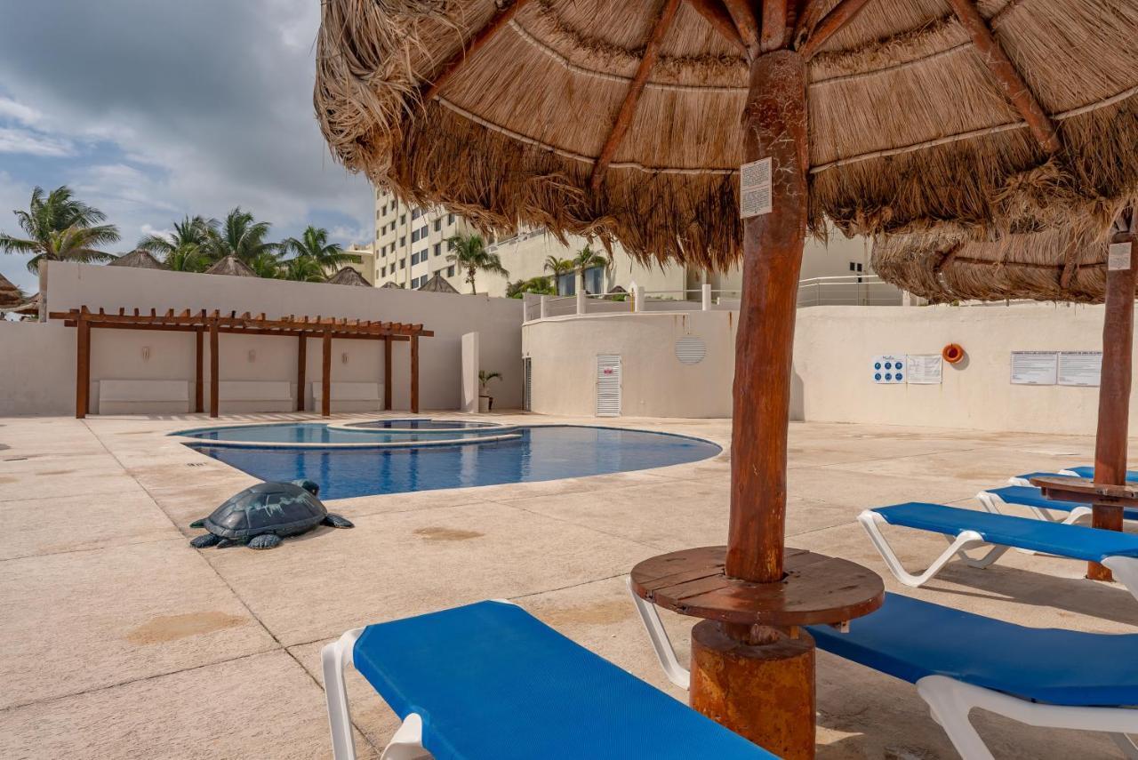 Amazing Caribbean Ocean View At Villas Marlin In Cancun Bagian luar foto